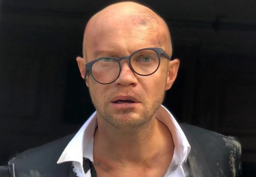 Комика Дмитрия Хрусталёва сняли с рейса за пьяный дебош