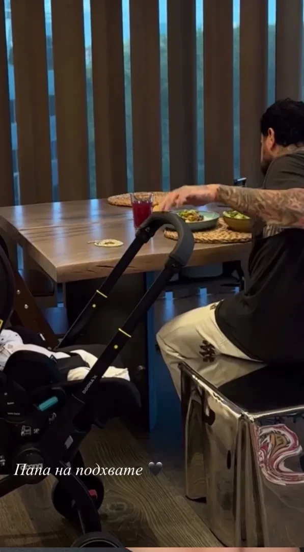 "Папа на подхвате". Валентина Иванова показала новое видео Тимати с новорождённой дочерью на фоне критики в его адрес