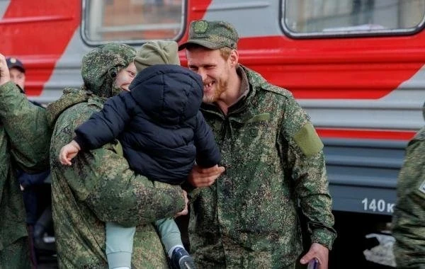 "Вопрос может решиться в 2026 году на основе итогов боевых действий": что известно о демобилизации из зоны СВО? Новые мнения экспертов