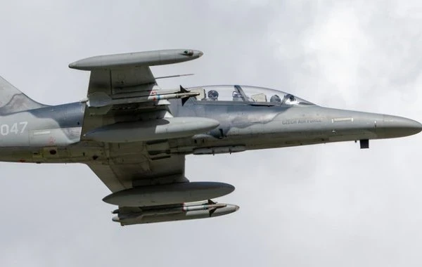 Премьер Чехии отказался продавать Украине учебно-боевые самолёты L-159