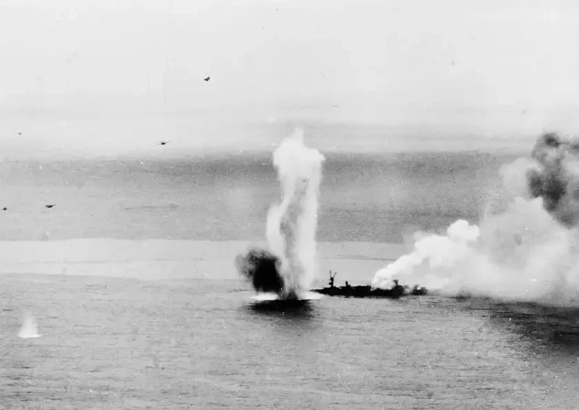 Боевые корабли. Эсминцы. Смерть в волнах и тумане