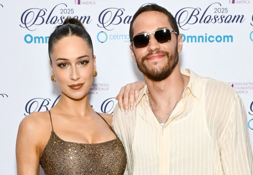 Девушка Пита Дэвидсона Элси Хьюитт объяснила, почему отказалась кормить новорождённую дочь грудью