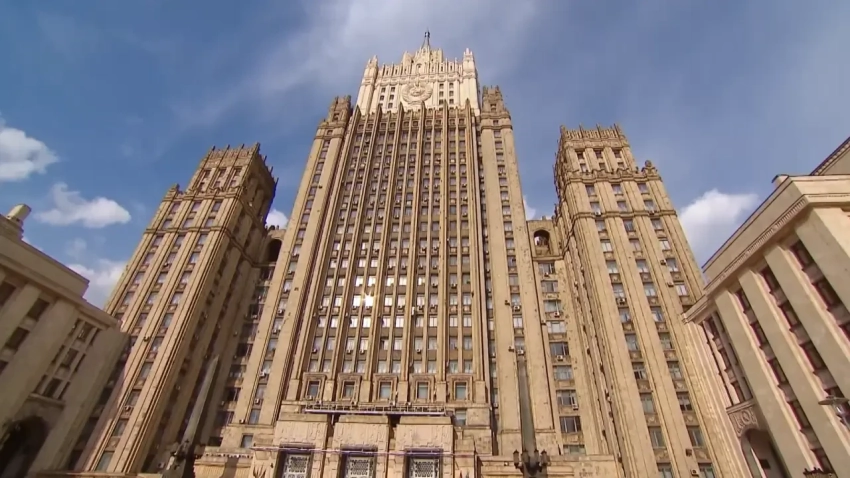 МИД РФ отреагировал на атаку Израиля и США на Иран