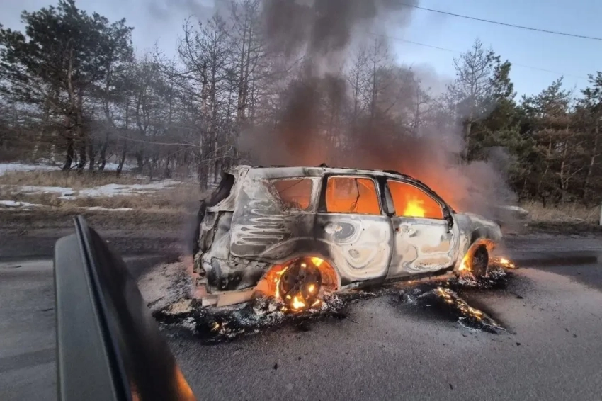 После ракетного обстрела в Белгороде восстанавливают свет, тепло и подачу воды