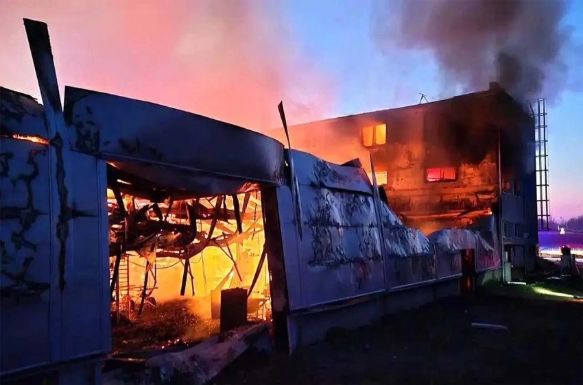 В чешском Пардубице «подпольщики» сожгли завод по производству БПЛА
